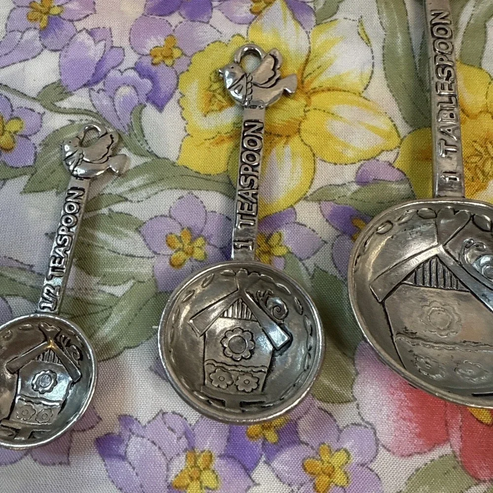 Vintage Birdhouse Pewter‎ Measuring Spoons Set of 3 Birds Kitchen Decor